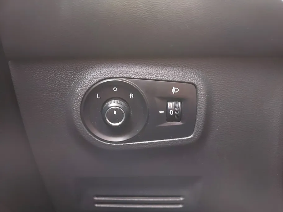 2022 MG ZS STD 