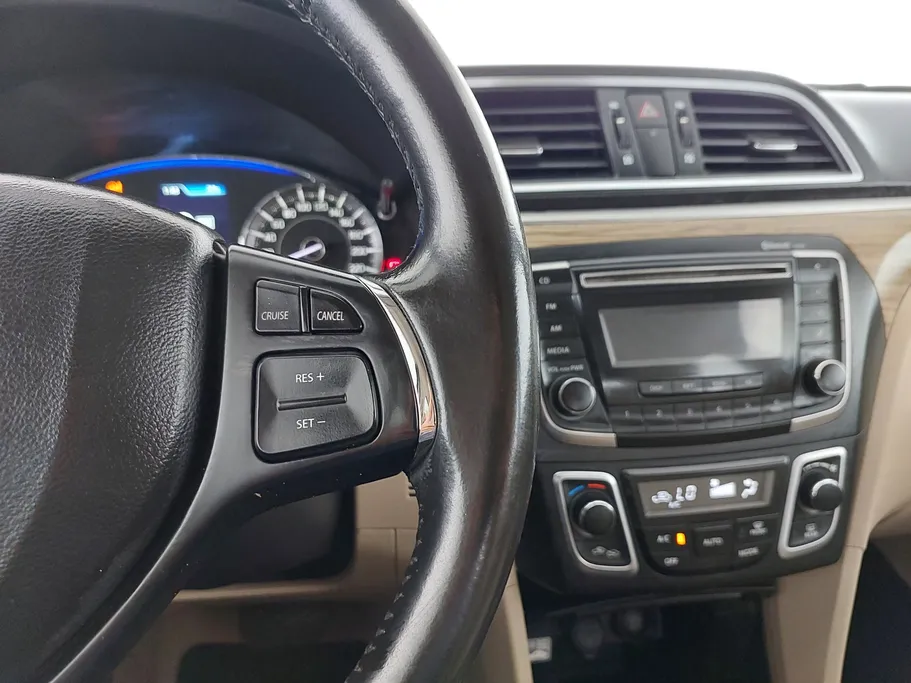2023 سوزوكي Ciaz GLX 