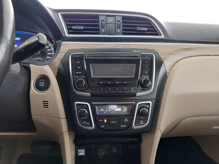 2023 سوزوكي Ciaz GLX 