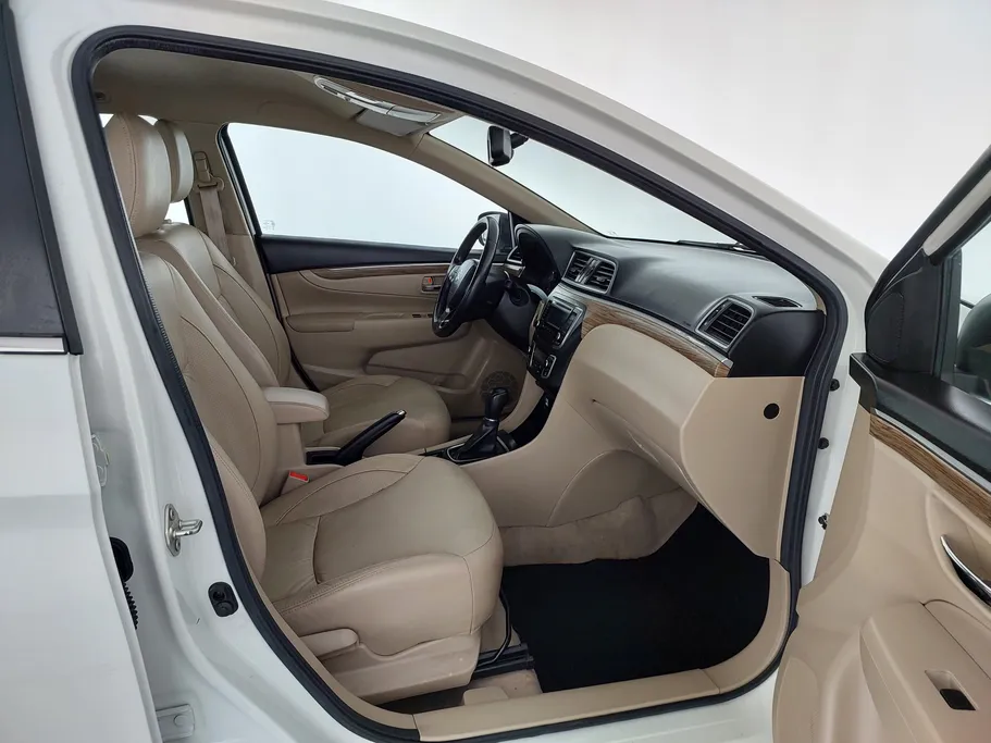 2023 سوزوكي Ciaz GLX 