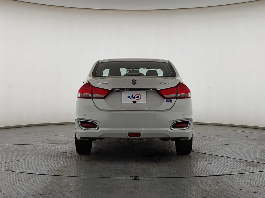 2023 سوزوكي Ciaz GLX 