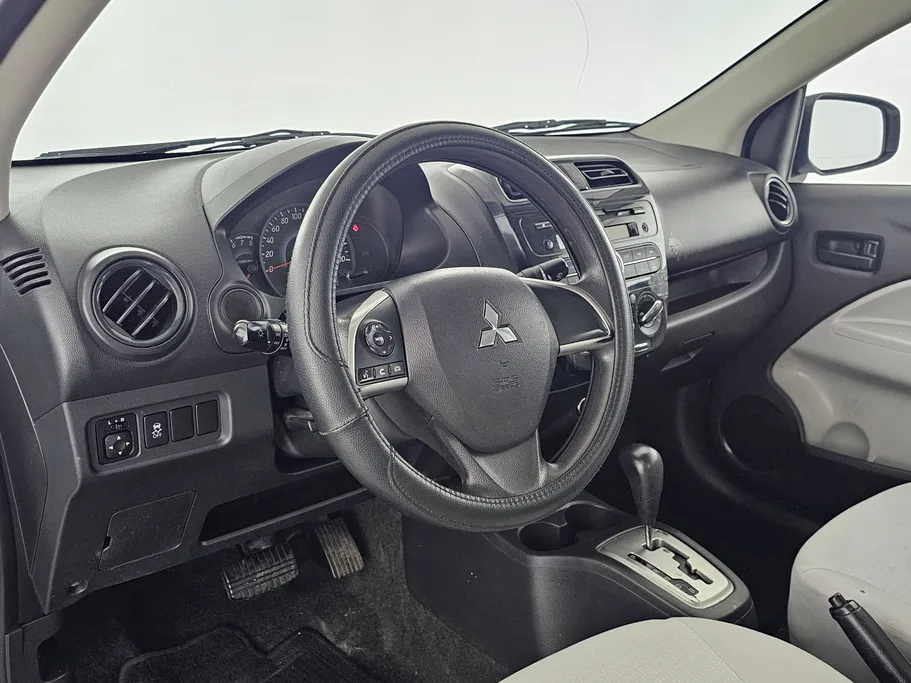2022 Mitsubishi Attrage GLX LL 