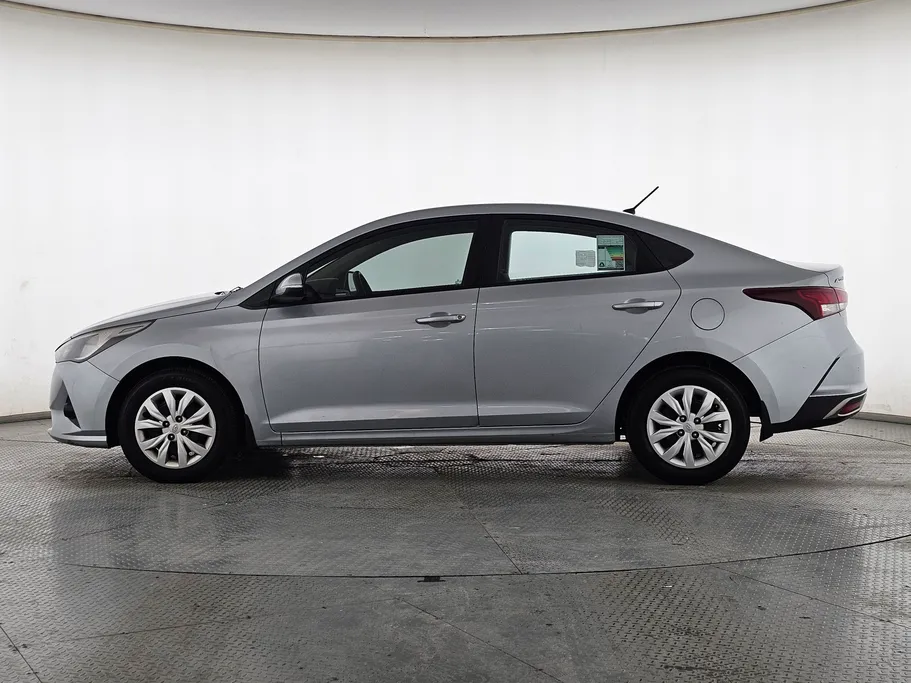 2022 Hyundai Accent Smart 