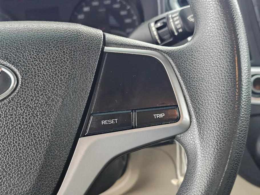 2022 Hyundai Accent Smart 