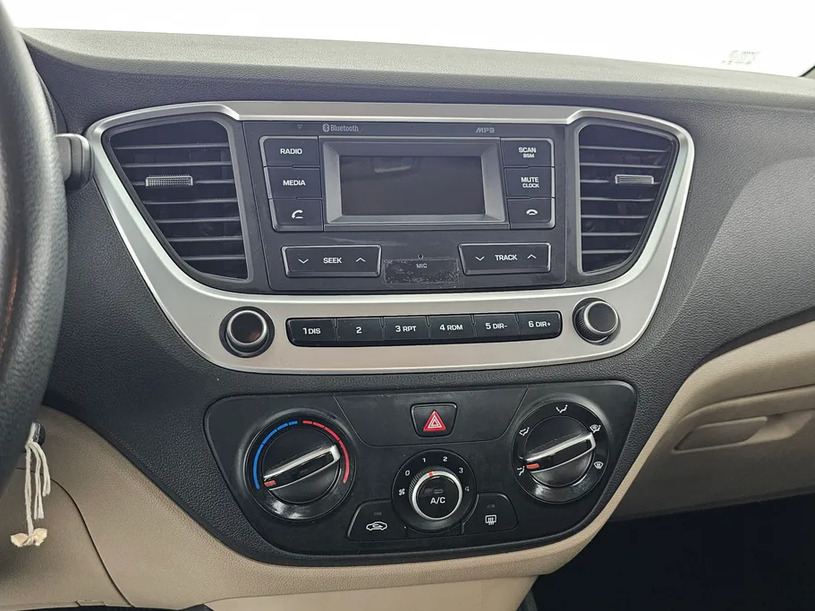 2022 Hyundai Accent Smart 
