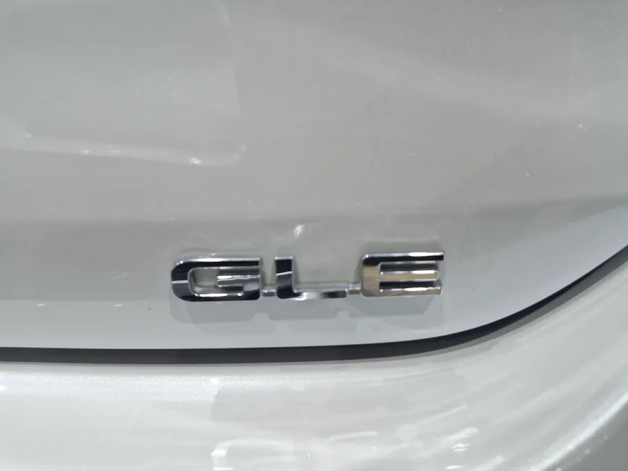 تويوتا هايلاندر GLE 2023 