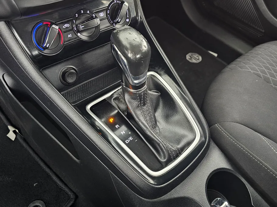 2023 MG 5 STD 