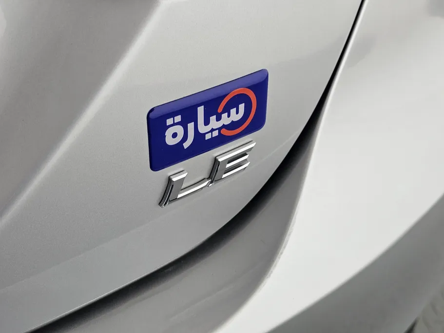 تويوتا كامري LE STD 2022 
