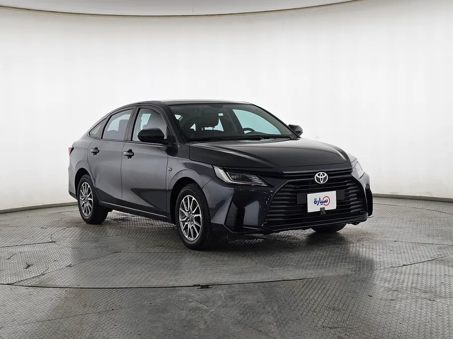 2024 Toyota Yaris  Y 
