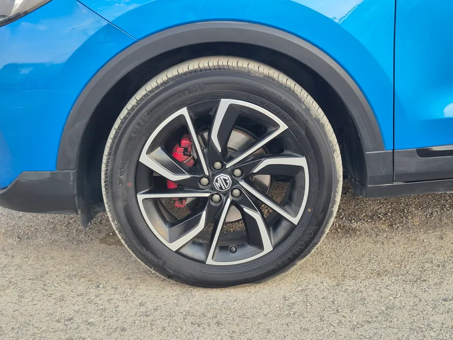 2022 MG ZS LUX T 