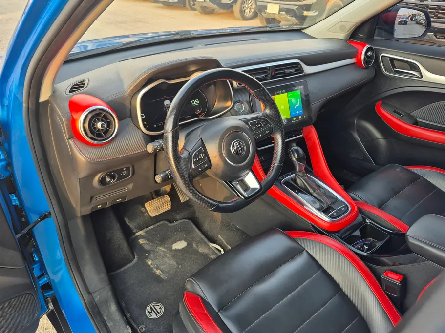 2022 MG ZS LUX T 