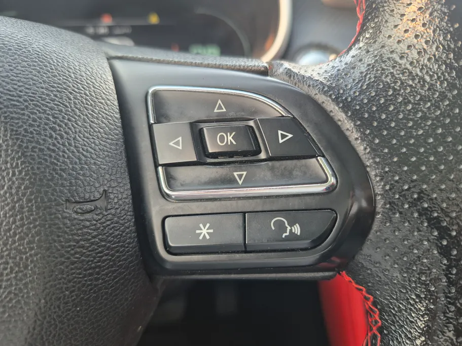 2022 MG ZS LUX T 