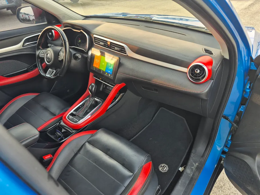 2022 MG ZS LUX T 