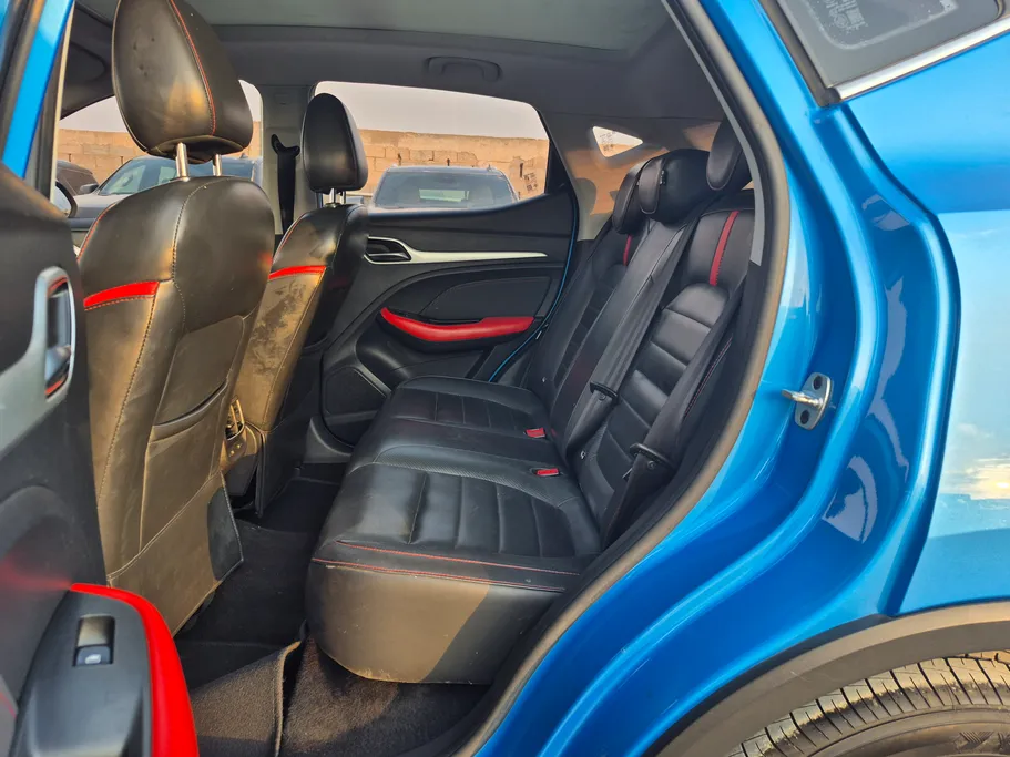 2022 MG ZS LUX T 
