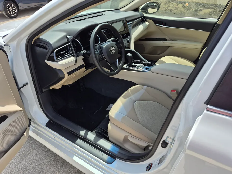 2023 Toyota Camry  LE HEV 