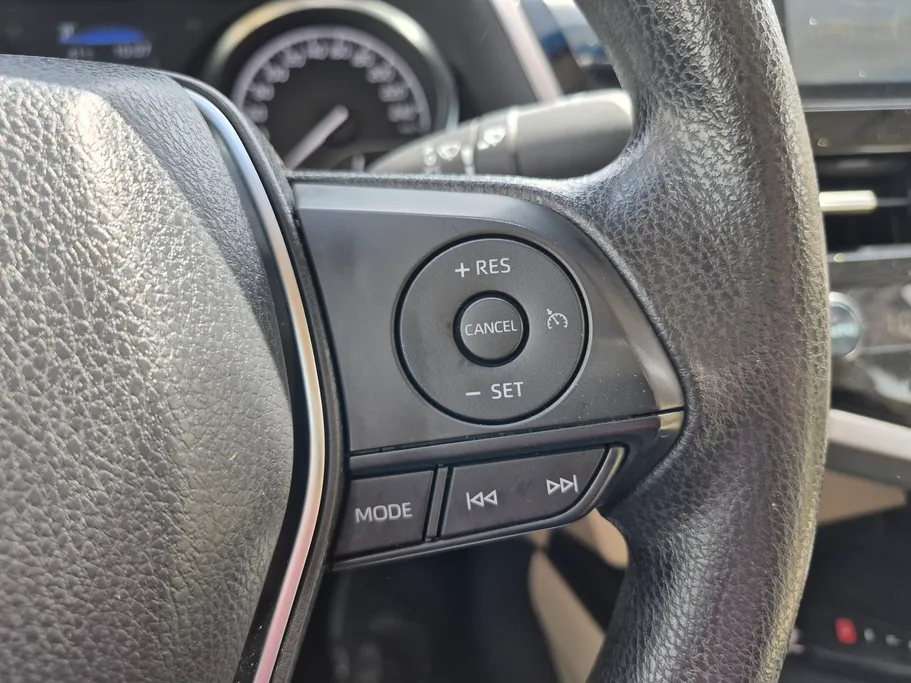 2023 Toyota Camry  LE HEV 