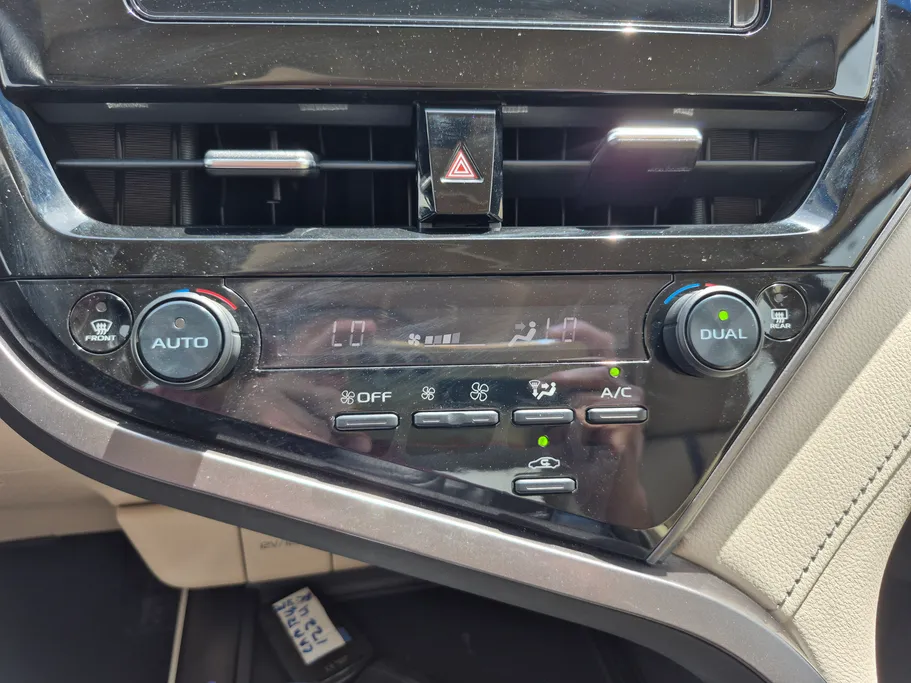 2023 Toyota Camry  LE HEV 