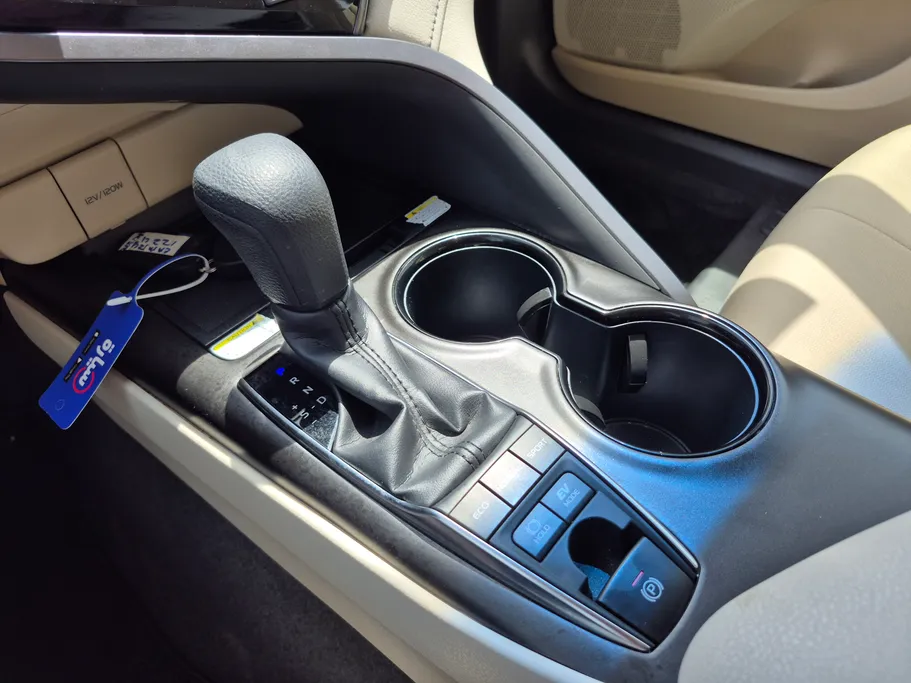2023 Toyota Camry  LE HEV 