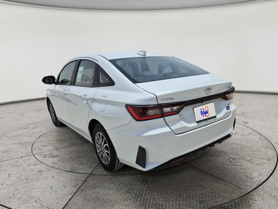2023 Toyota Yaris  Y 