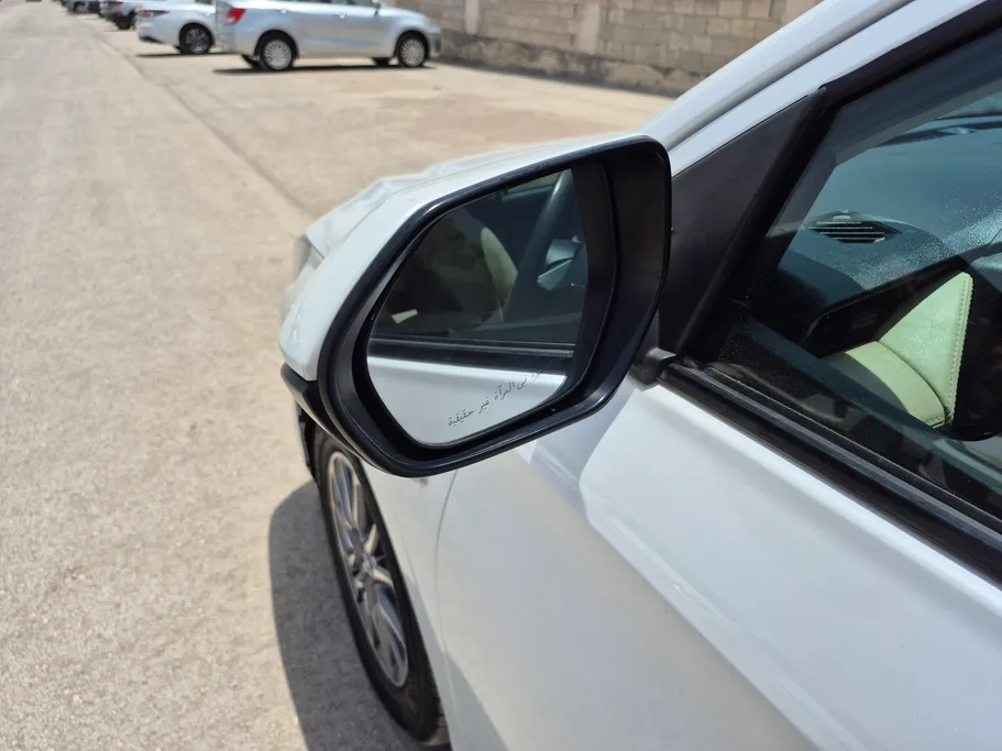 2023 Toyota Yaris  Y 