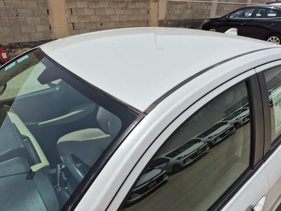 2023 Toyota Yaris  Y 