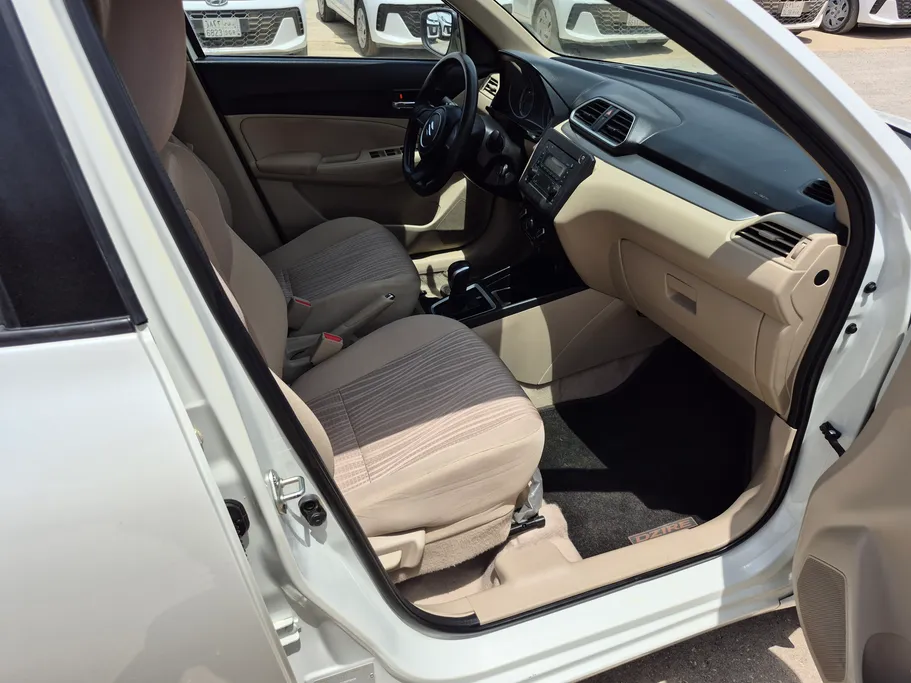 2024 سوزوكي Dzire GL 