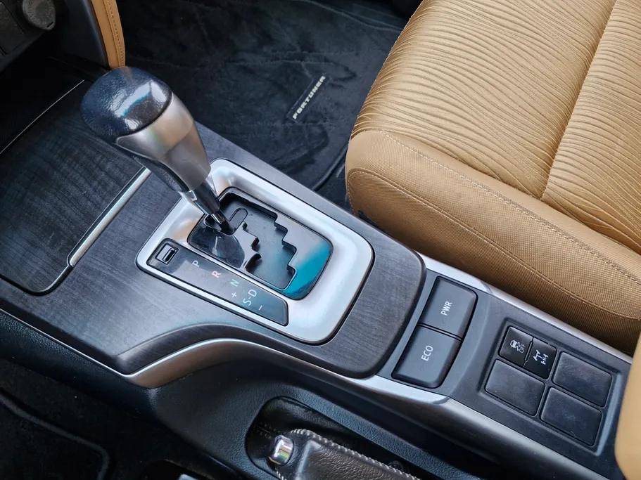 2023 Toyota Fortuner VX 