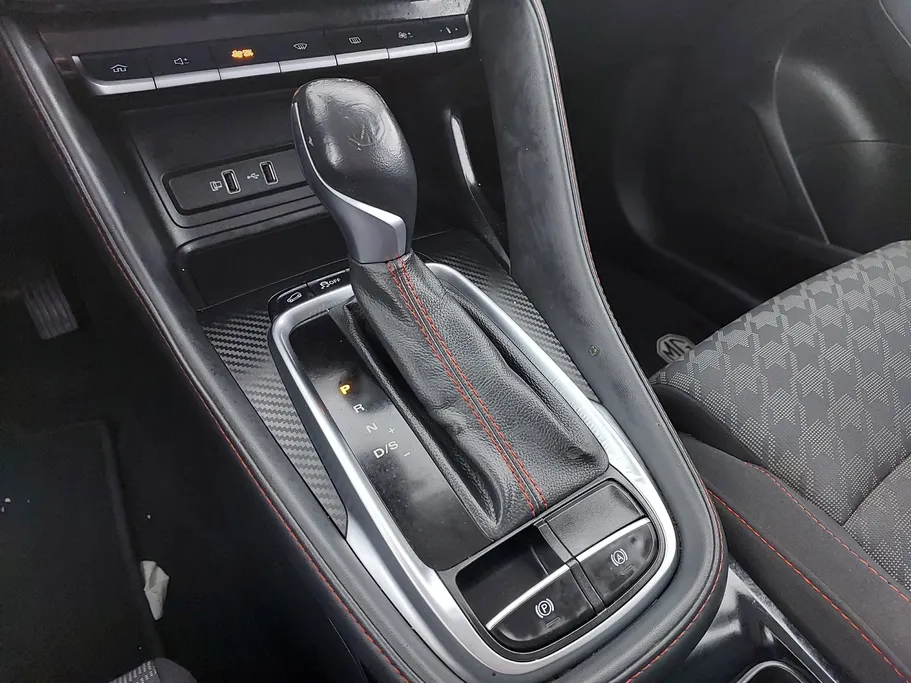 2022 ام جي ZS STD 