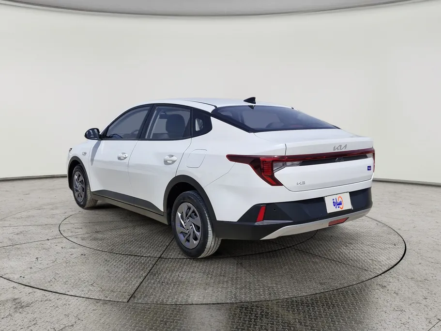 2024 Kia K3 LX 