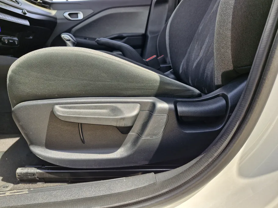 2024 Kia K3 LX 