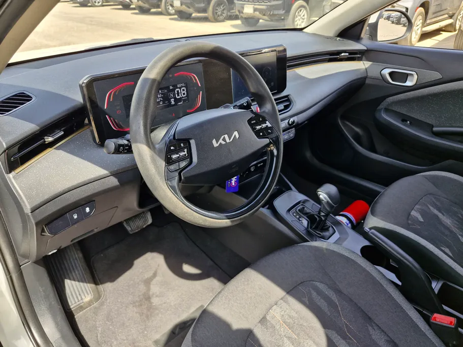 2024 Kia K3 LX 