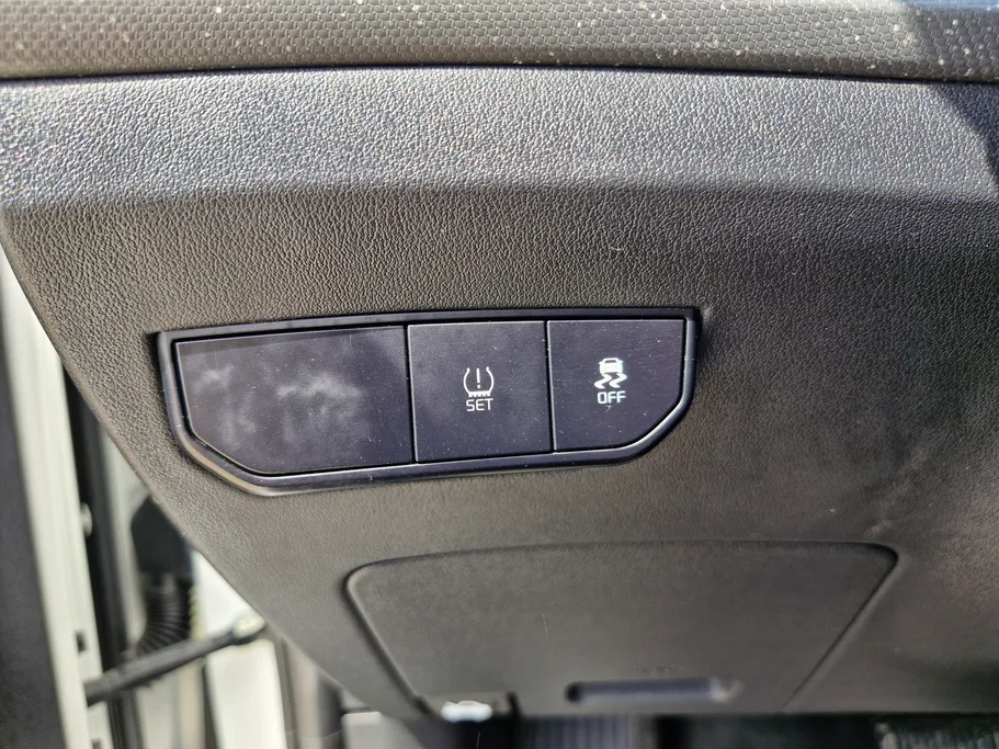 2024 Kia K3 LX 