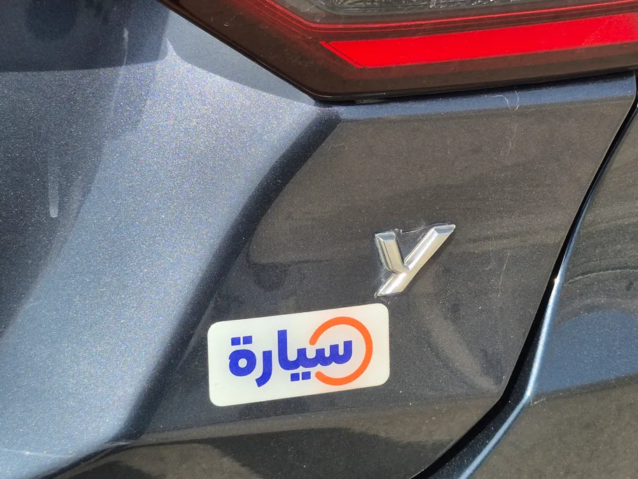 2023 Toyota Yaris  Y 
