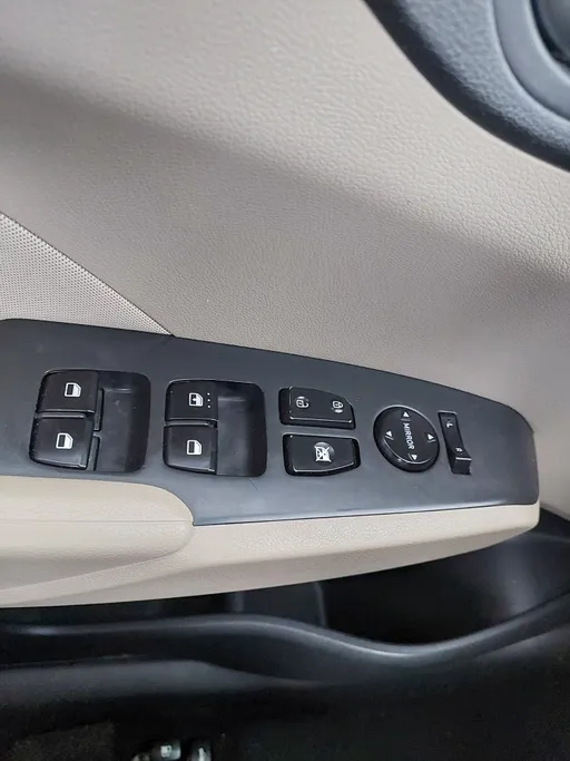 2023 Hyundai Accent Smart 
