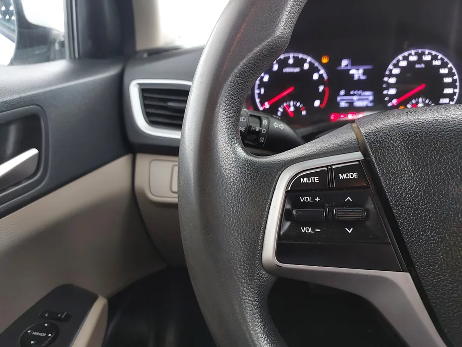 2023 Hyundai Accent Smart 