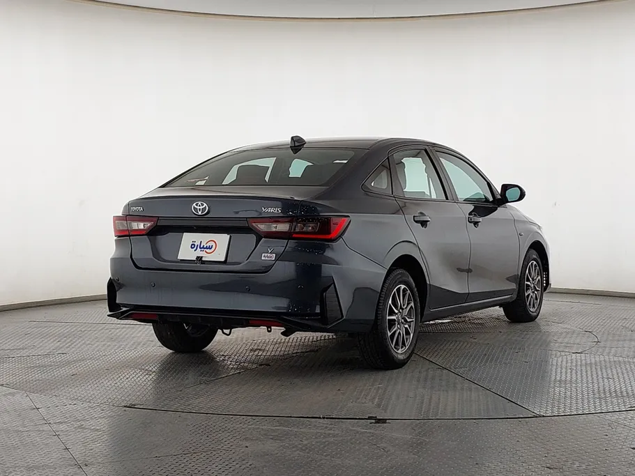 تويوتا يارس Y 2024 