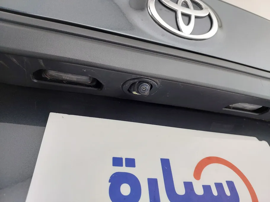 تويوتا يارس Y 2024 