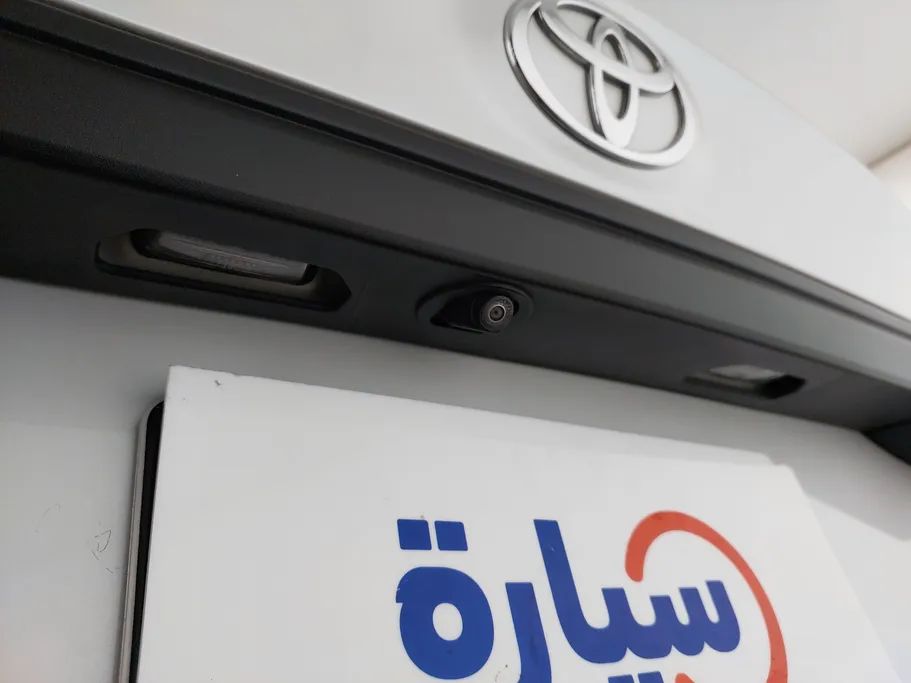 تويوتا يارس Y 2024 