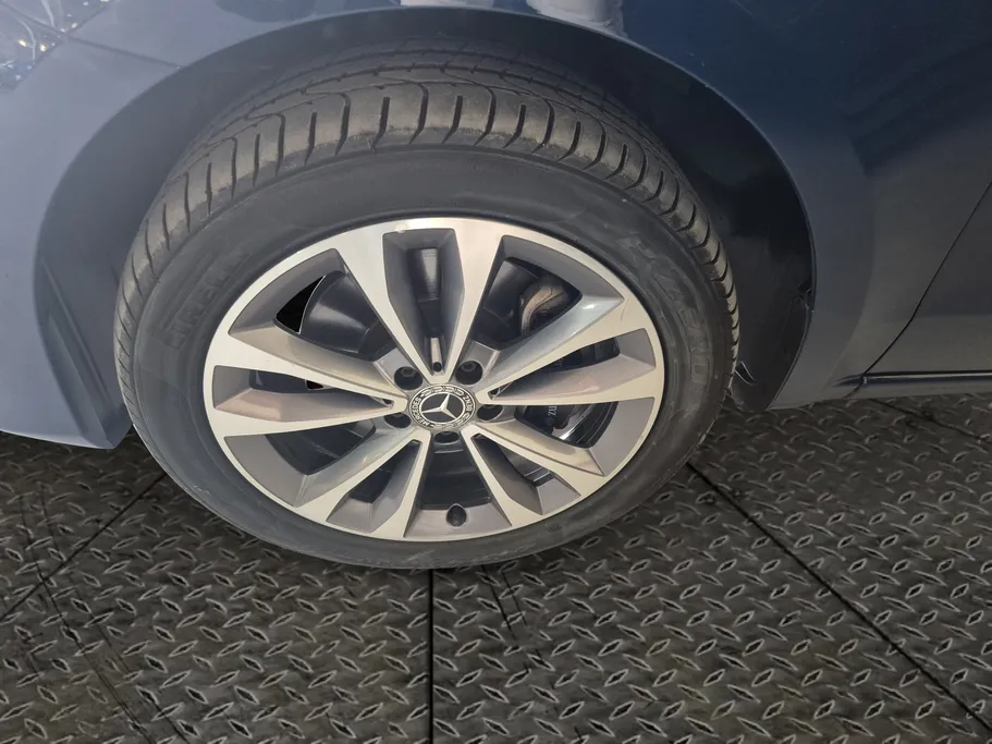2023 Mercedes V250 Van 