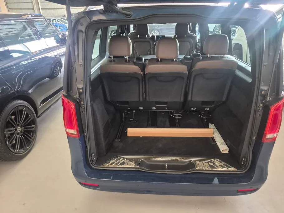 2023 Mercedes V250 Van 