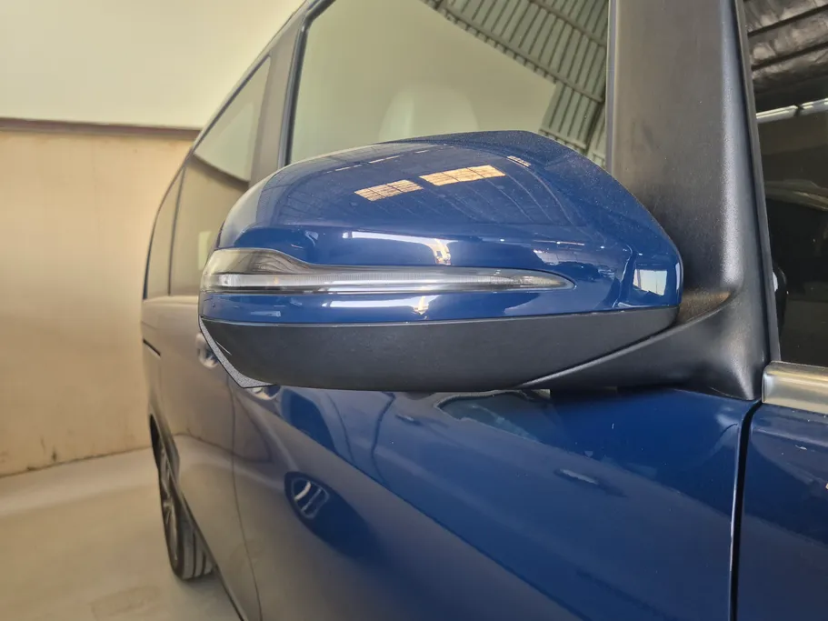 2023 Mercedes V250 Van 