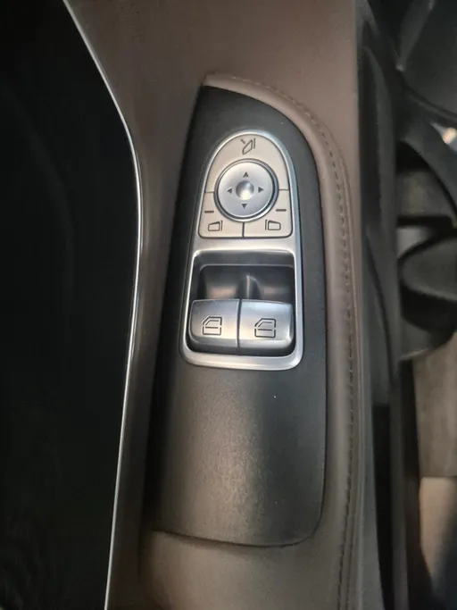 2023 Mercedes V250 Van 