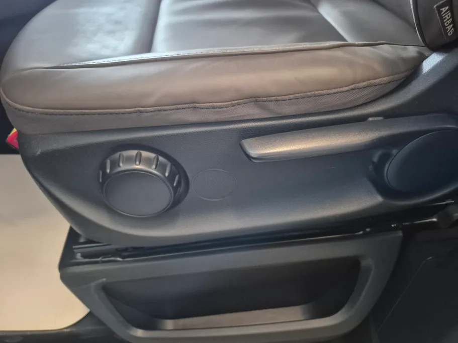 2023 Mercedes V250 Van 