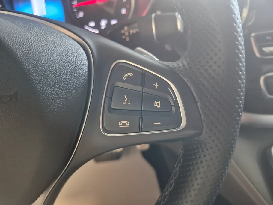 2023 Mercedes V250 Van 