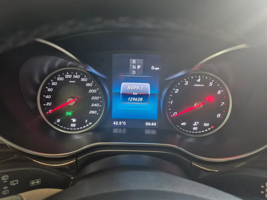 2023 Mercedes V250 Van 
