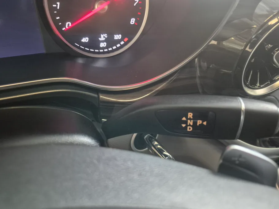 2023 Mercedes V250 Van 