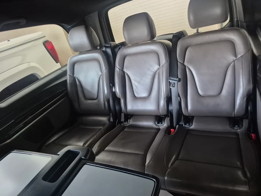 2023 Mercedes V250 Van 