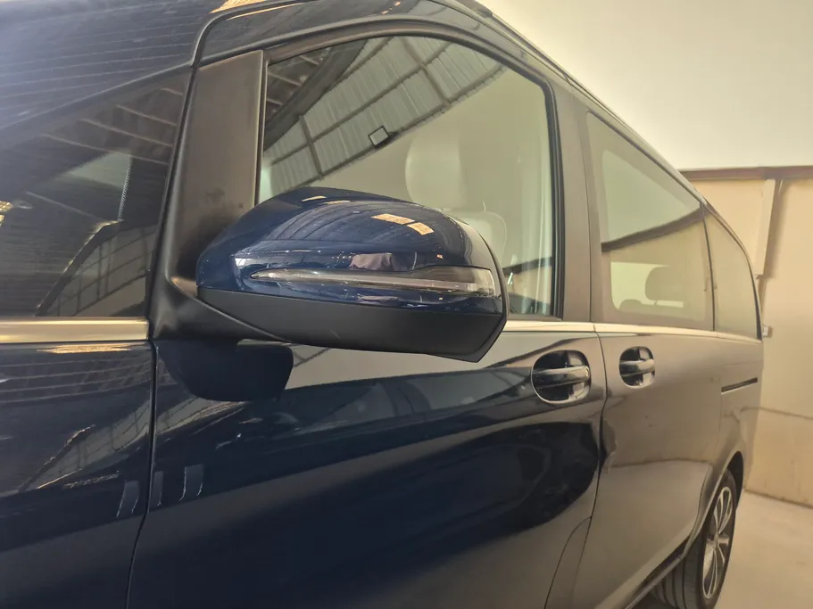 2023 Mercedes V250 Van 