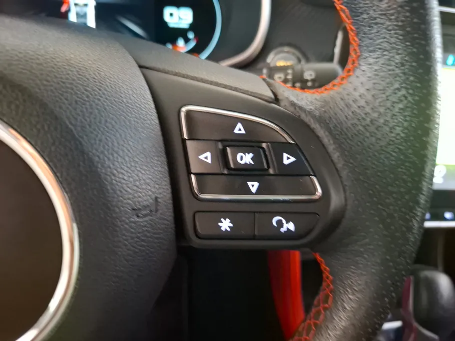 ام جي ZS LUX T 2022 