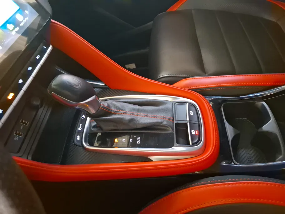 ام جي ZS LUX T 2022 
